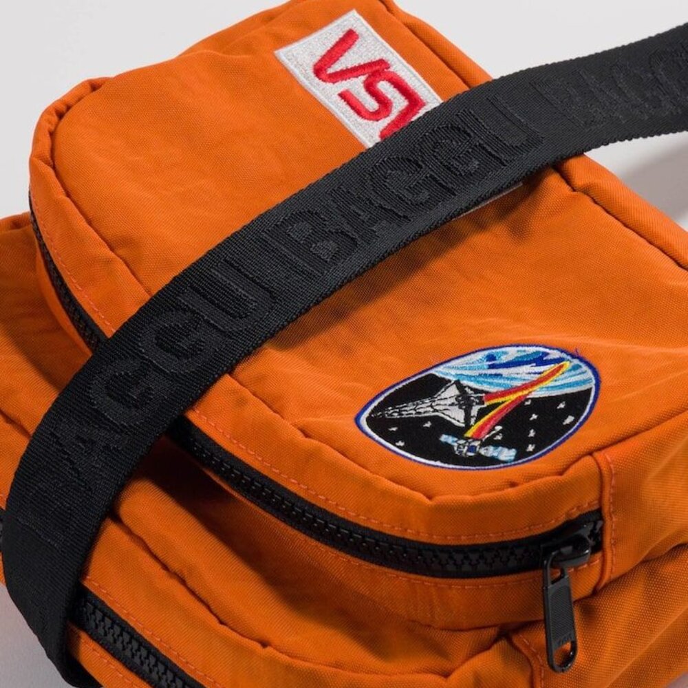 NWT Baggu Fanny Pack - Space Shuttle Orange - Picture 4 of 6